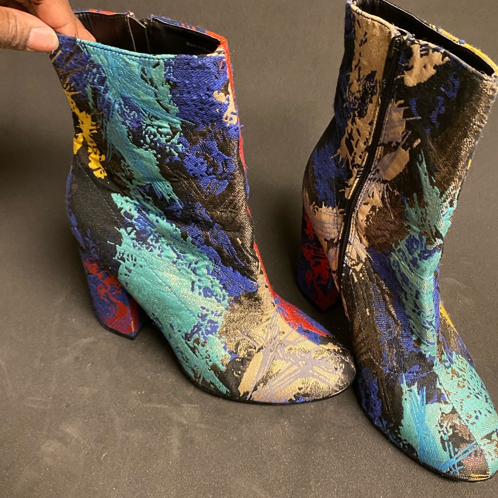 (Sold) 🏷2 for $50🏷 ASOS color paint shoes boot